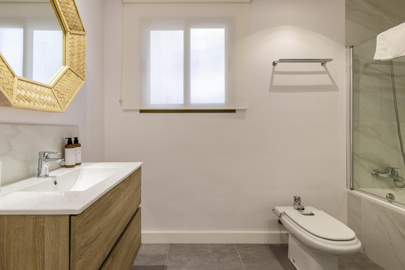 Beach Malagueta By Caleta Homes 马拉加 外观 照片