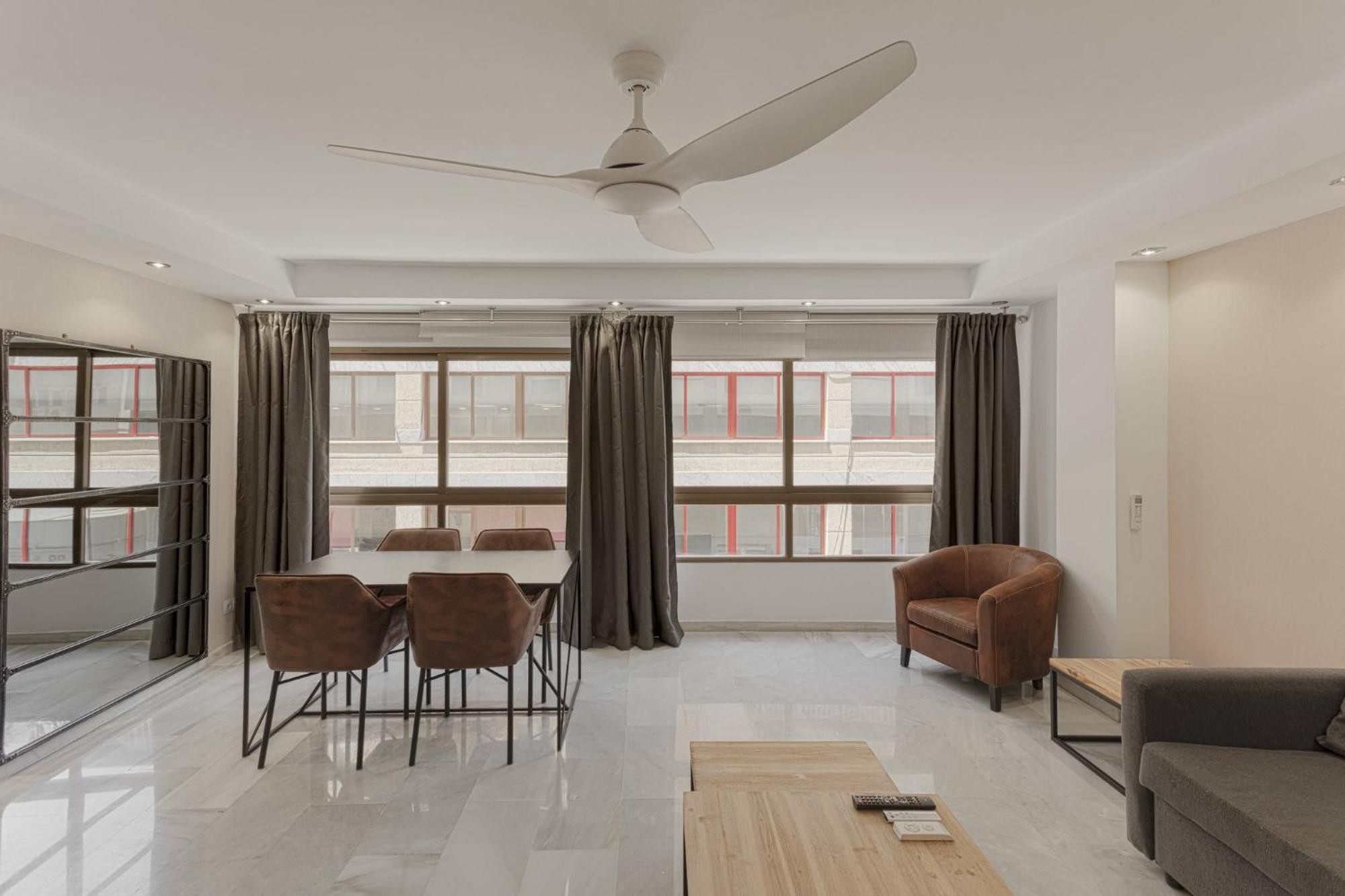 Beach Malagueta By Caleta Homes 马拉加 外观 照片