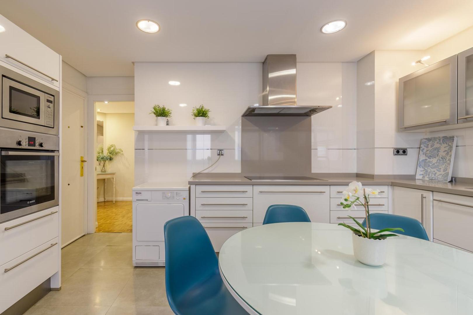 Beach Malagueta By Caleta Homes 马拉加 外观 照片